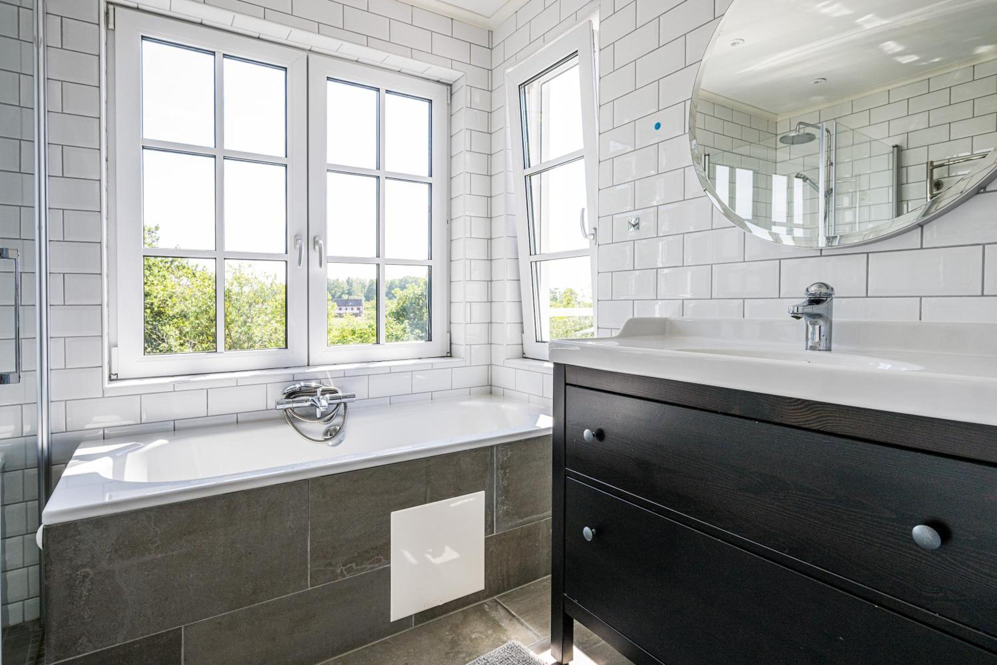Exclusive Tranquil Villa By The Sea, Boat Available Drottningskär 外观 照片